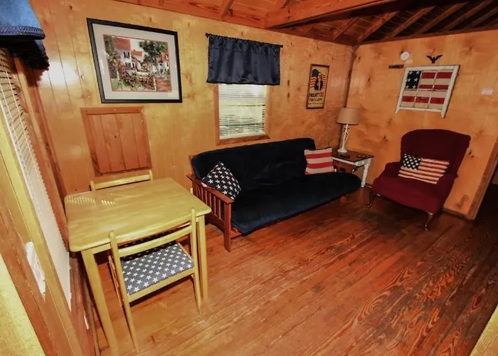 Lakeview Cedar Cabin - Uncle Sams Cabin - 3