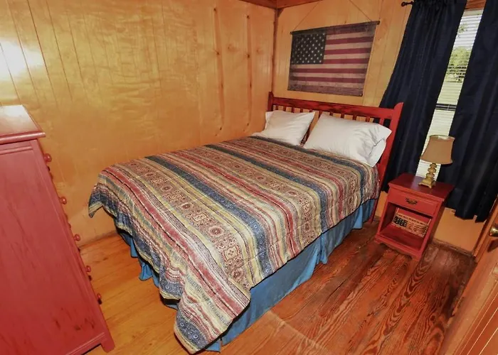 Lakeview Cedar Cabin - Uncle Sams Cabin - 3